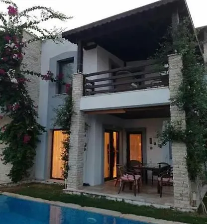 Villa Luks Mustakil
